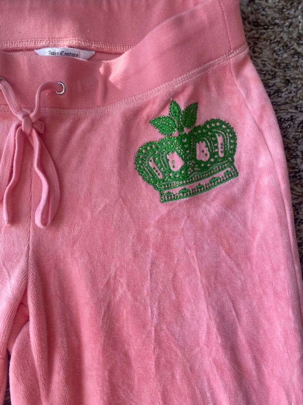 Juicy Couture Limited Edition Peach Velour Tracksuit - Picture 6 of 10